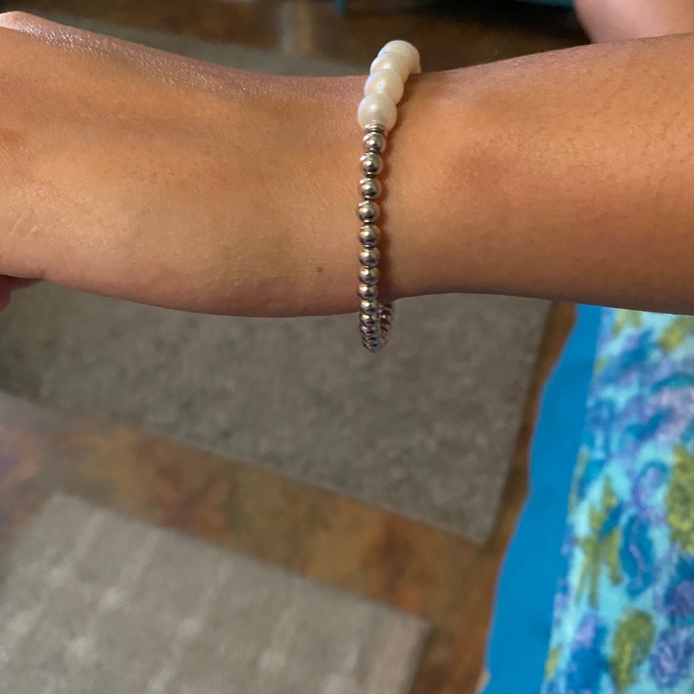 Jewerly - Picture 2 of 2